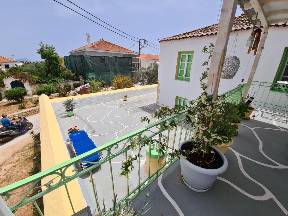 Vaggelis Traditional House Spetses Town Luaran gambar